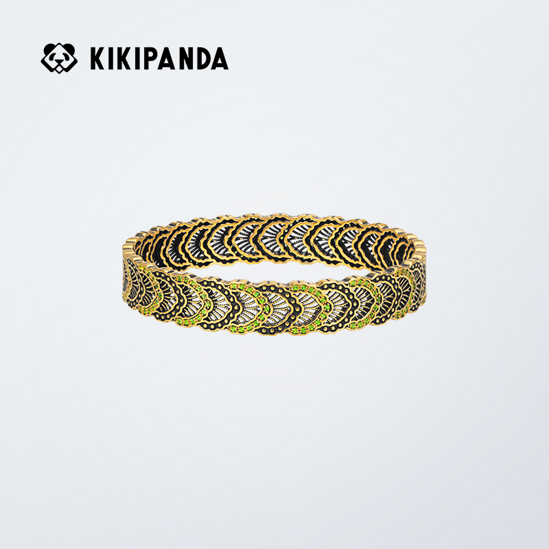 KIKIPANDA潮牌黑金手镯：复古与潮流的完美碰撞，让你瞬间成为焦点✨