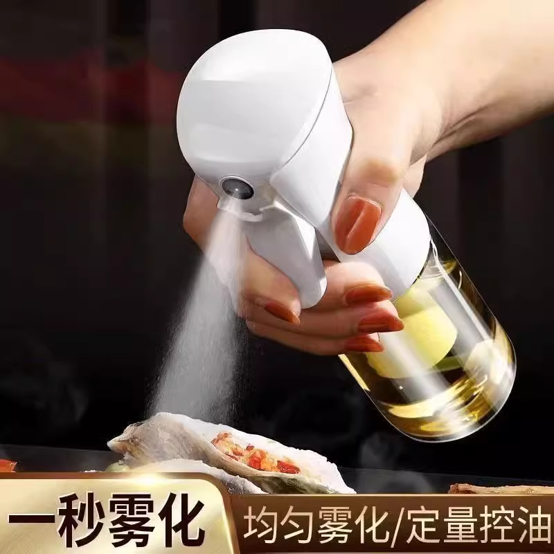 喷油壶的秘密武器：厨房里的橄榄油喷雾革命，空气炸锅的最佳拍档！