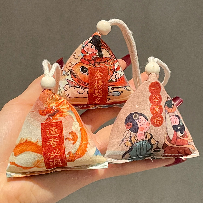 日系可爱丑鱼汉顿纸巾盒太萌了！挂件+收纳一物两用，本颜控直接沦陷