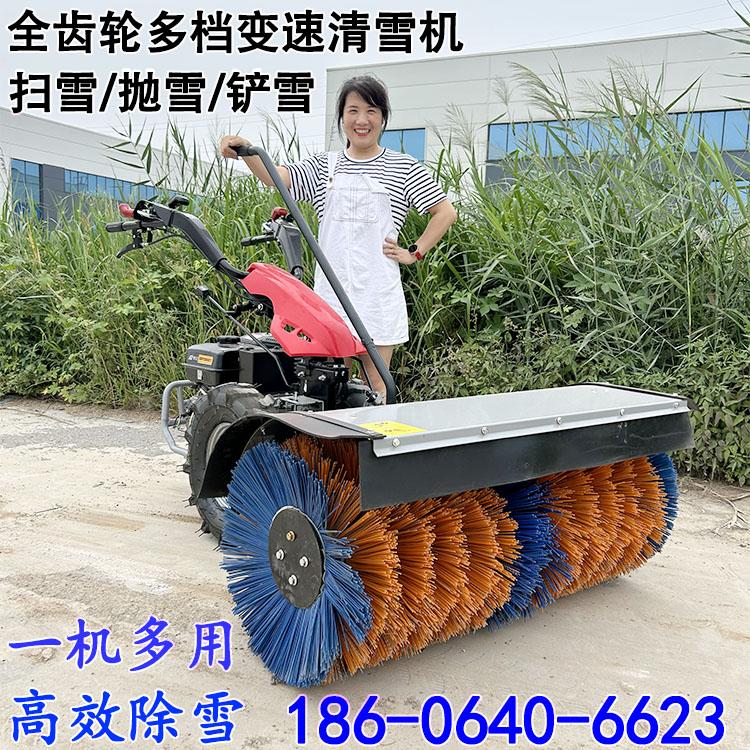 装载机抛雪机：高速公路除雪神器，冬季出行无忧保驾护驰骋冰雪世界！❄️