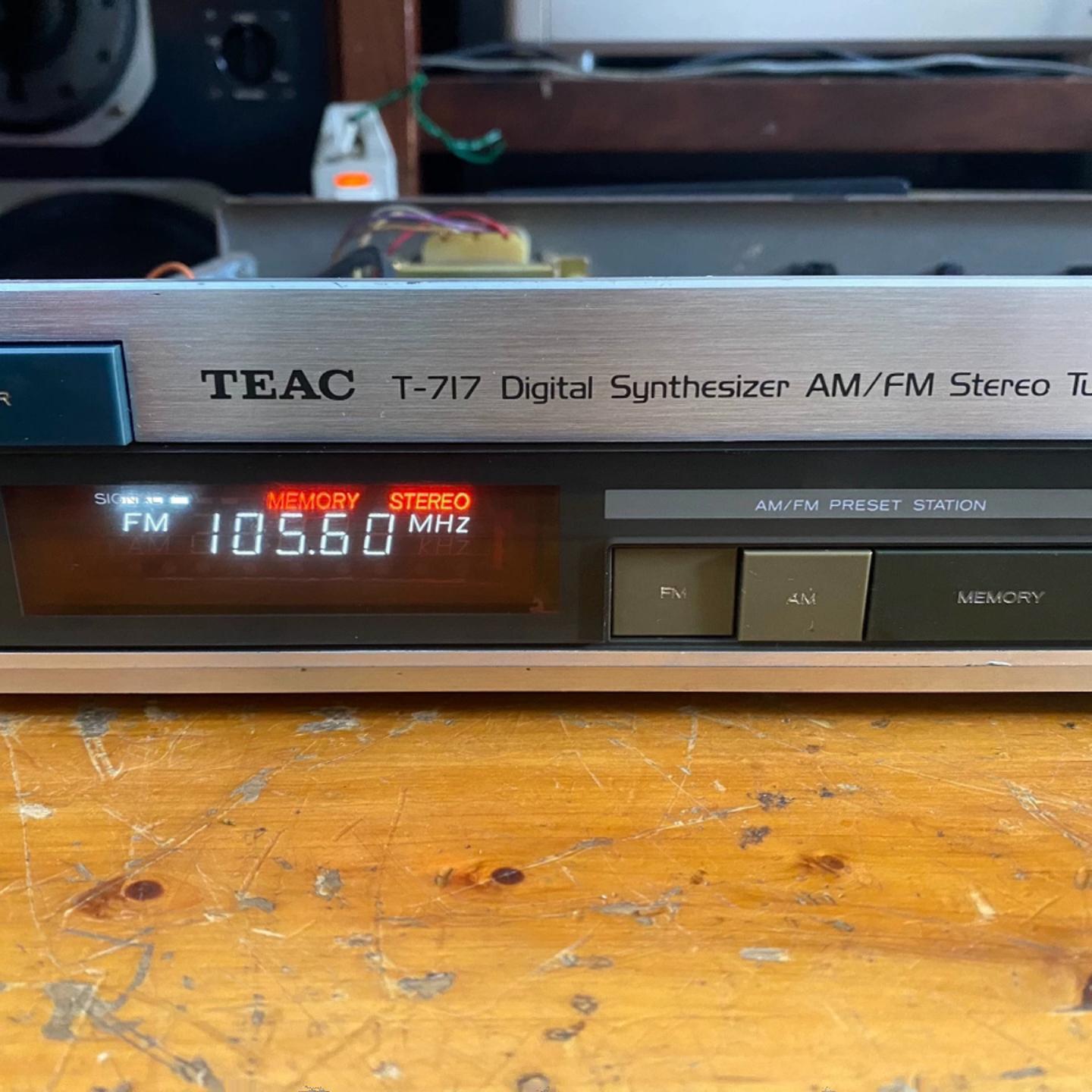 探寻时光的声音：日本TEAC T-717二手收音机，复古音响的完美传承