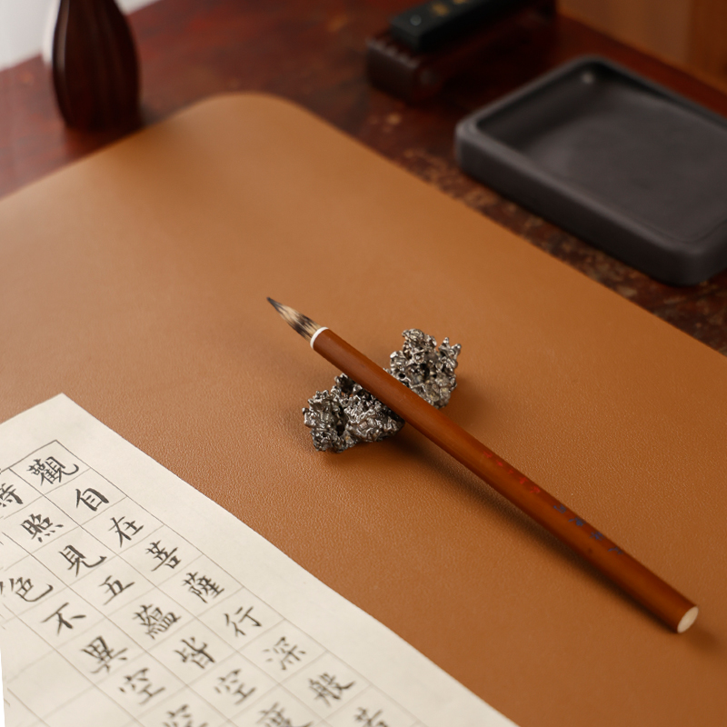 【60%羊毛含量】双面皮面毛毡垫，书法爱好者的终极桌面伴侣！
