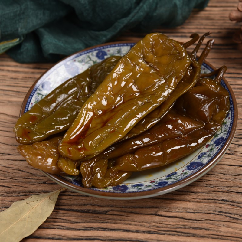 山东特产农家自制油泡大青椒：微辣开胃，下饭菜新宠！
