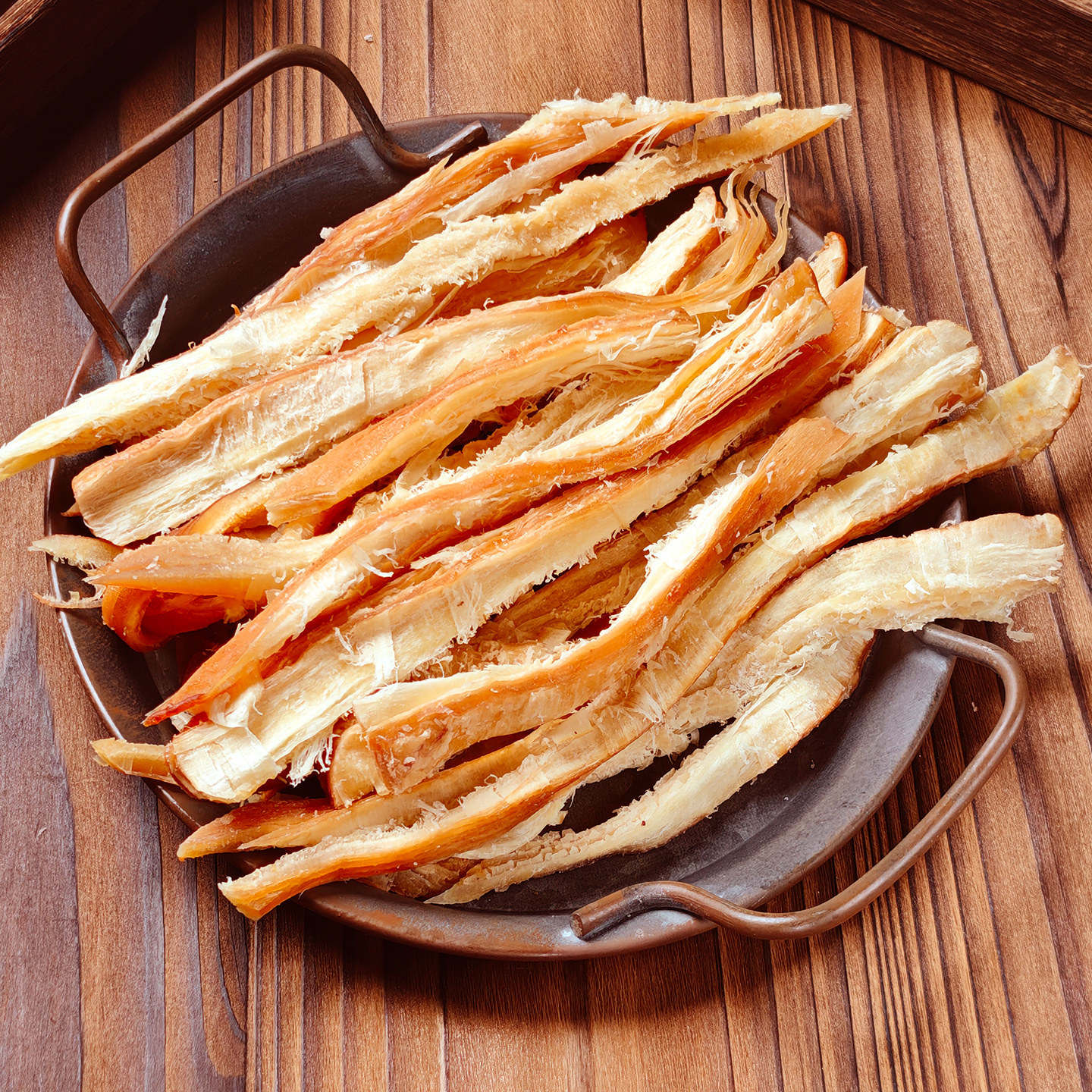 舌尖上的美味：宁波象山碳烤手撕鱿鱼丝，零食界的海鲜盛宴!