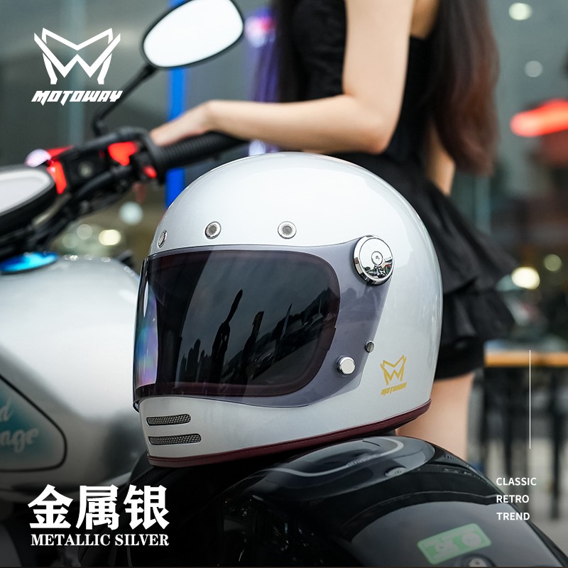 哈雷风头盔天花板！BELL MOTO3全盔测评，骑士女孩必入！
