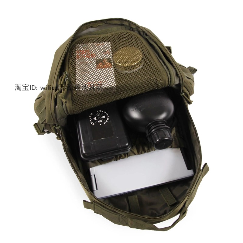出口结实耐磨军事风MOLLE战术背包带胸扣户外徒步野营旅行双肩包，户外爱好者的终极选择！