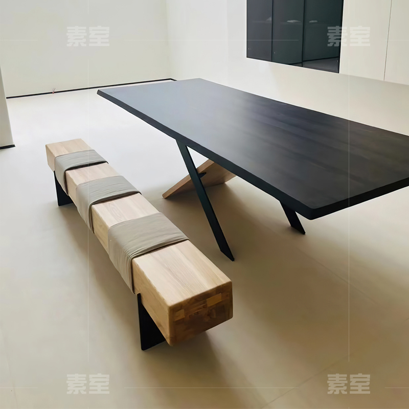 白蜡实木桌：自然之美，家居必备的奢华体验