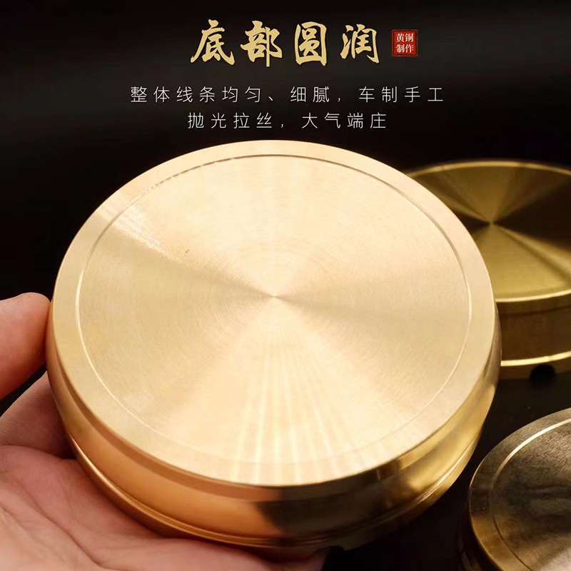 复古铜烟缸：为你的客厅和办公室增添一抹优雅复古气息✨