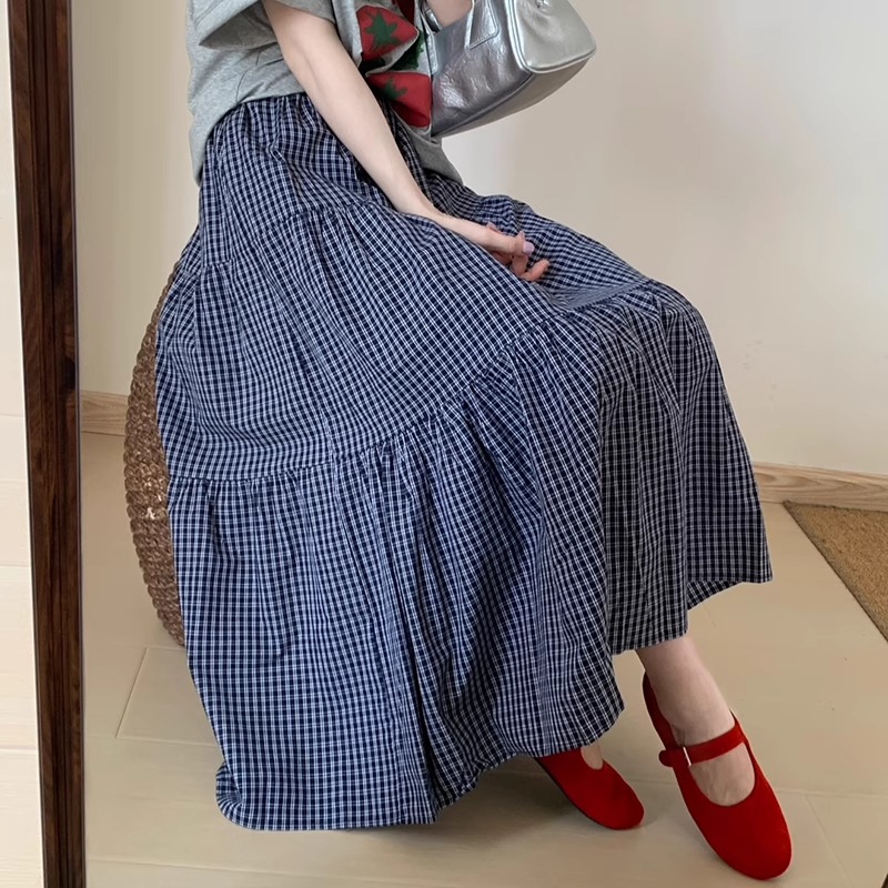 adidas阿迪达斯三叶草钩编细节长裙2025夏女褶皱蛋糕半身裙KC0768：时尚界的运动潮流新宠！