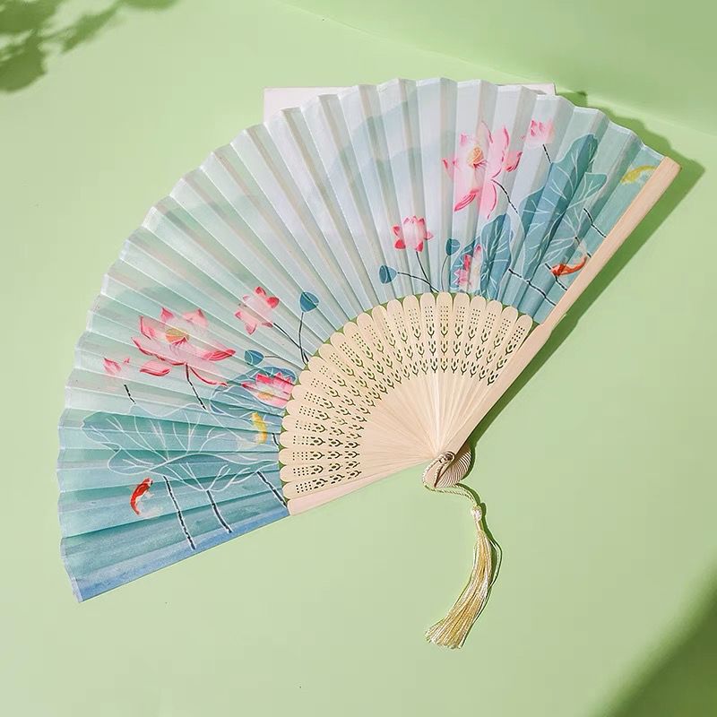 云间山泽汉服：穿越时空的仙气盛宴，让你一秒变戏中人！✨
