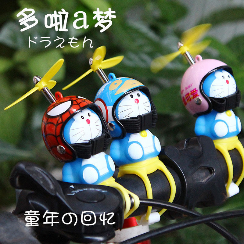 摩托车装饰品大赏：小黄鸭、小猫公仔、竹蜻蜓，你的座驾需要这些萌物吗？