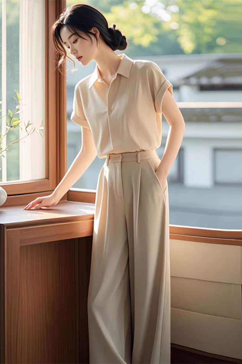 2025新款冷淡系高级感干练气质时尚职业衬衫裤子两件套装女装夏季，如何穿出职场女王范儿？