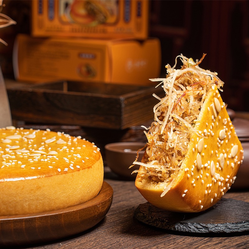化州拖罗饼真的绝了！金腿果仁月饼太香了！一口爆浆停不下来