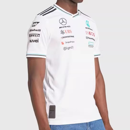 2025F1赛季：梅赛德斯、迈凯伦、法拉利、马丁阿斯顿赛车服大曝光！