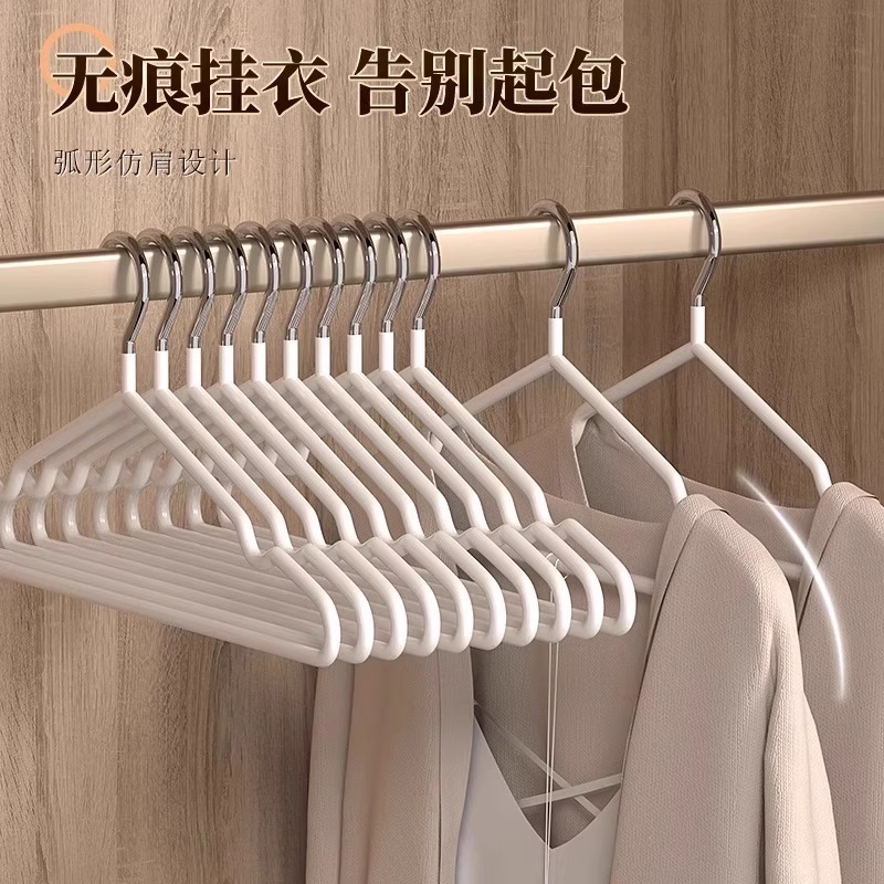 旅行晾衣架：轻松搞定旅途中的衣物烦恼，告别皱巴巴的衣服！