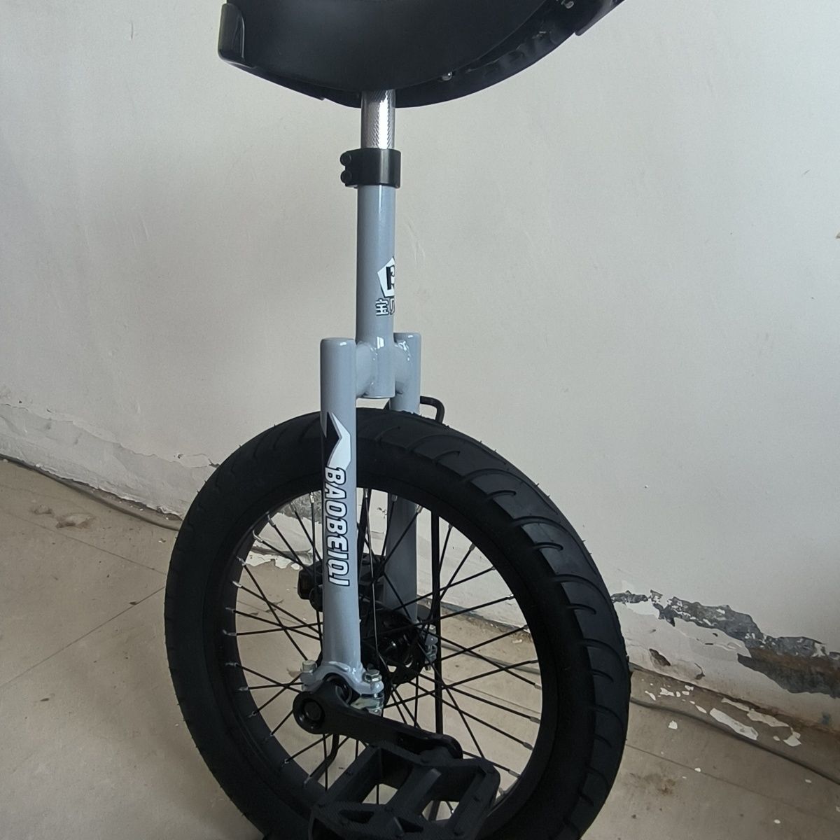 铝合金轮圈炫彩轮14-20寸竞技独轮车：解锁你的运动新姿势，炫彩轮圈让你成为街头焦点！