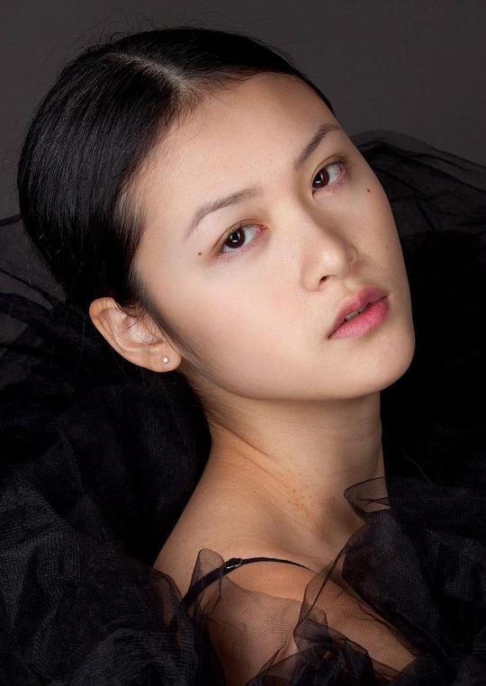 艾曼纽
