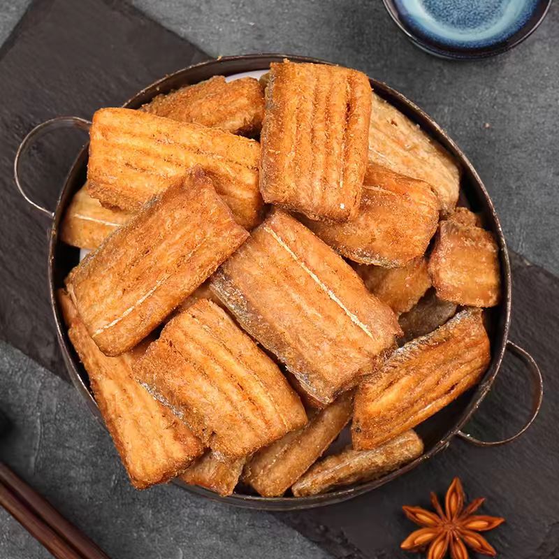 青岛特产香酥带鱼酥：海边的味道，一口酥脆的幸福！