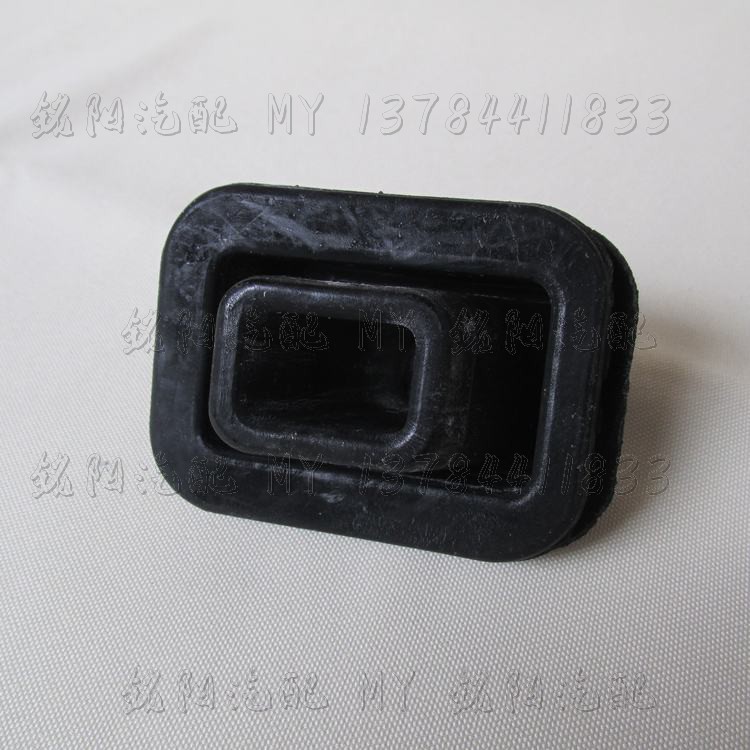 斯威X7离合器分离拨叉防尘套：原厂配件，超划算，保护您的爱车不再受尘困扰！✨