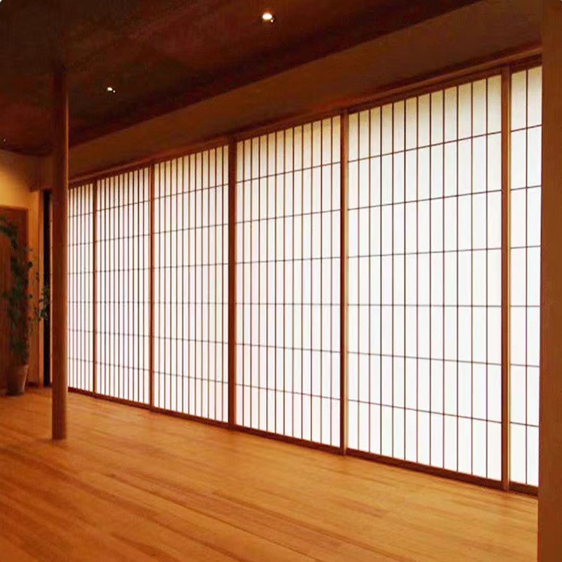 日式格子门推拉门：打造家庭卧室榻榻米的和室风情，全屋定制实木茶室新风尚！