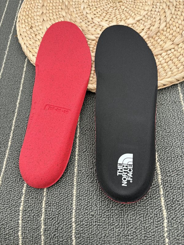 北面鞋垫：户外运动的秘密武器，欧索莱透气排汗，原厂正品，你值得拥有！