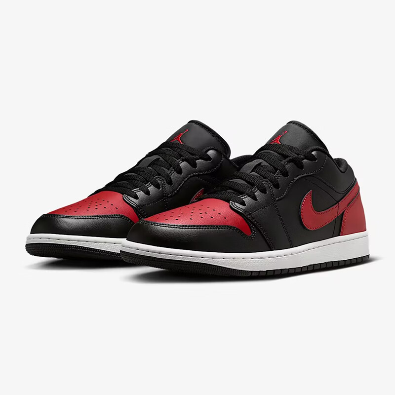 Nike Jordan 1 Low黑红脚趾：AJ1的复古魅力，穿上就是潮流焦点