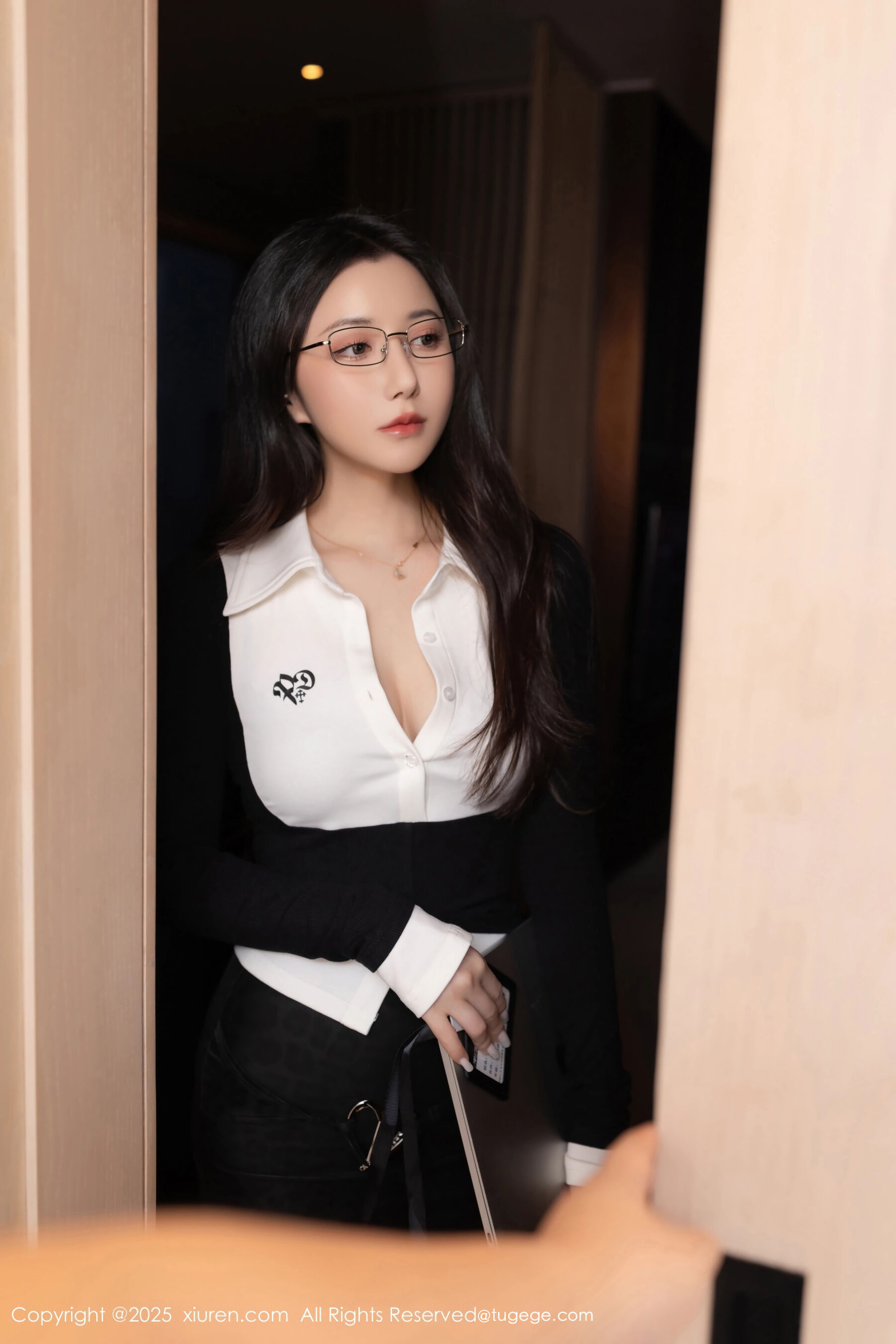 图片[18]-[Xiuren秀人网] 2025.05.29 NO.10353 鱼子酱Fish[81P]-六色网