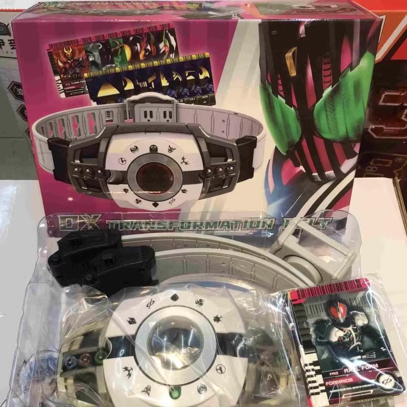 假面骑士变身器大揭秘：Csm帝骑白帝DCD品红DX帝骑腰带驱动器卡盒剑联动全解析！