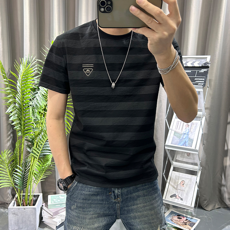 2025夏季新款棉麻T恤：修身简约，夏日清凉新选择！