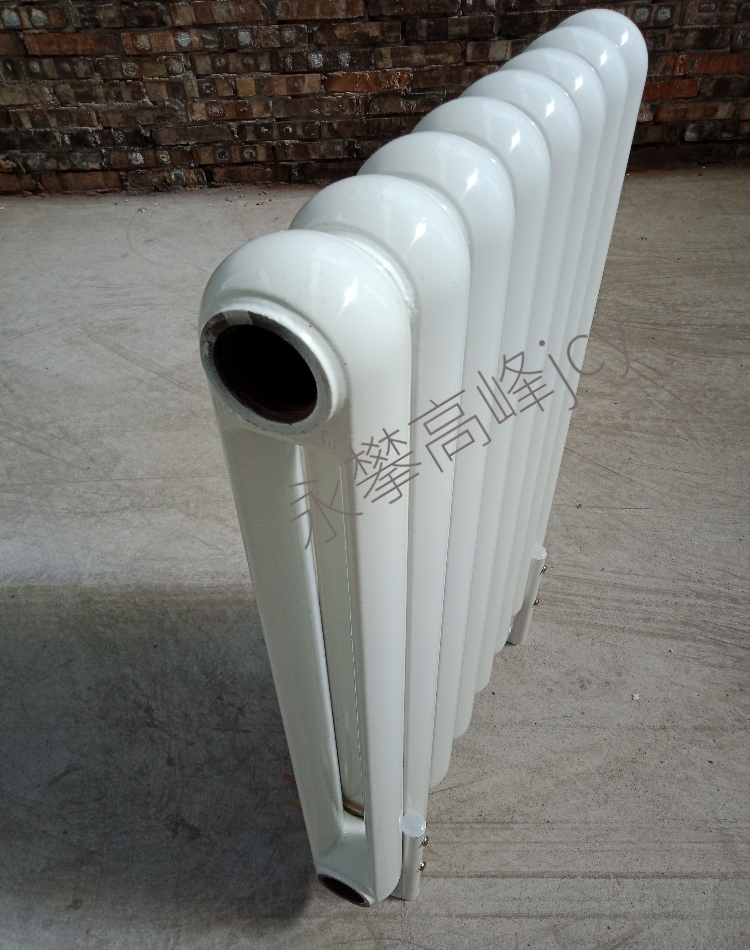 山西铸铁暖气片653825型号黑片烤漆：集中供热神器，冬季取暖新选择！