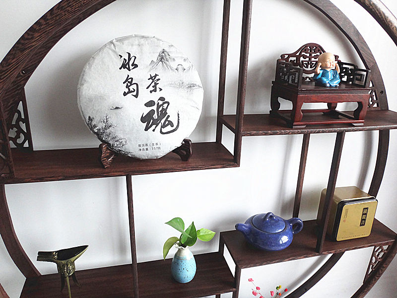 实木中式圆形鸡翅木小博古架：挂墙上的艺术品，打造古典韵味家居