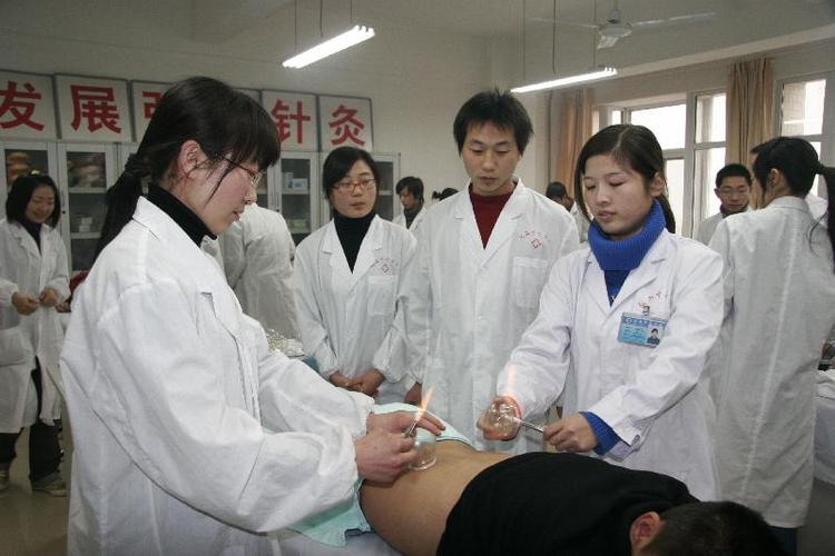 推拿针灸专科学校,专科教育助力健康事业发展-第1张图片-职教招生网 推拿针灸专科学校,专科教育助力健康事业发展-第1张图片-职教招生网
