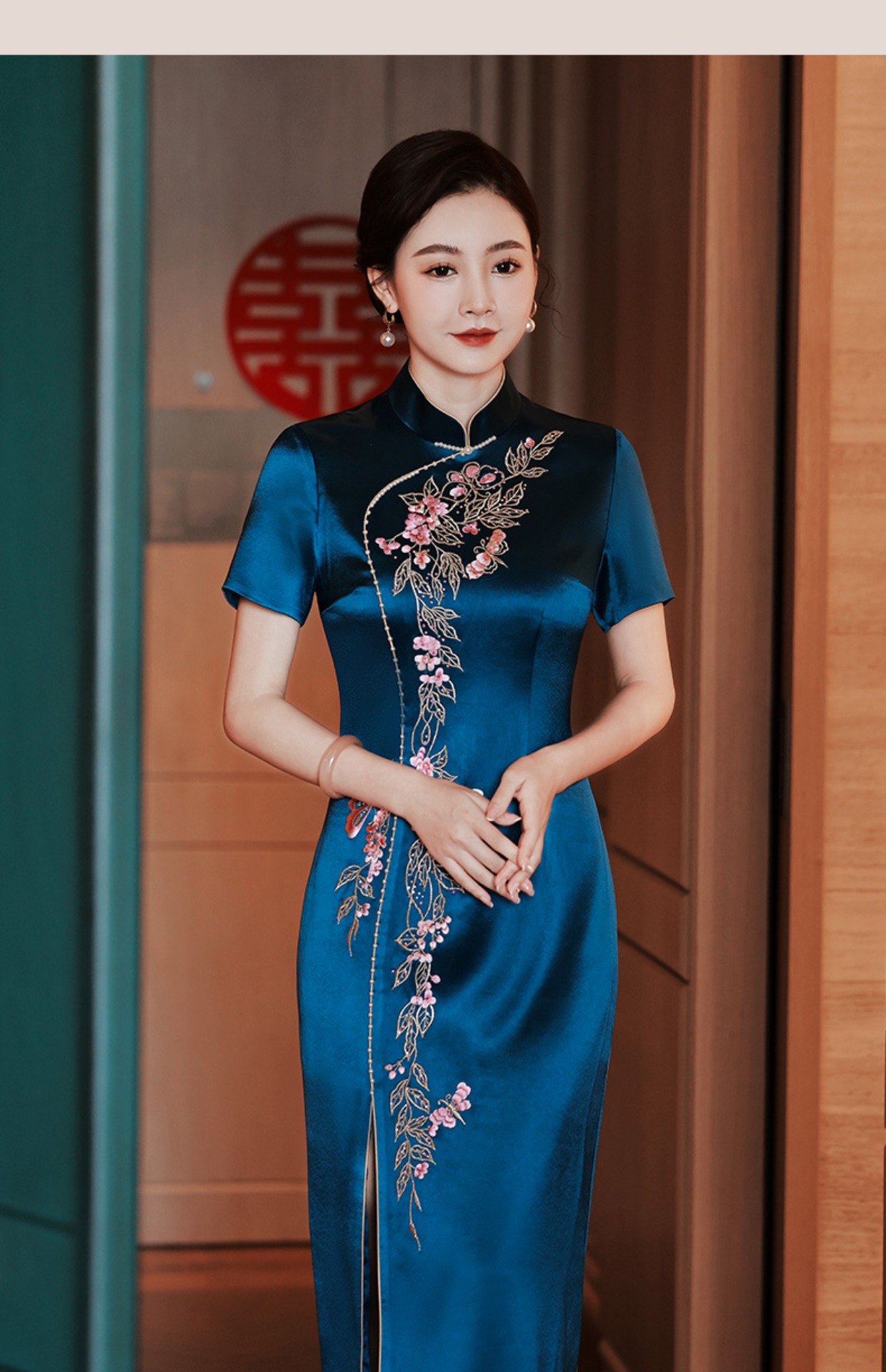 妈妈的婚宴神器！红色高端醋酸刺绣旗袍长款，美到窒息