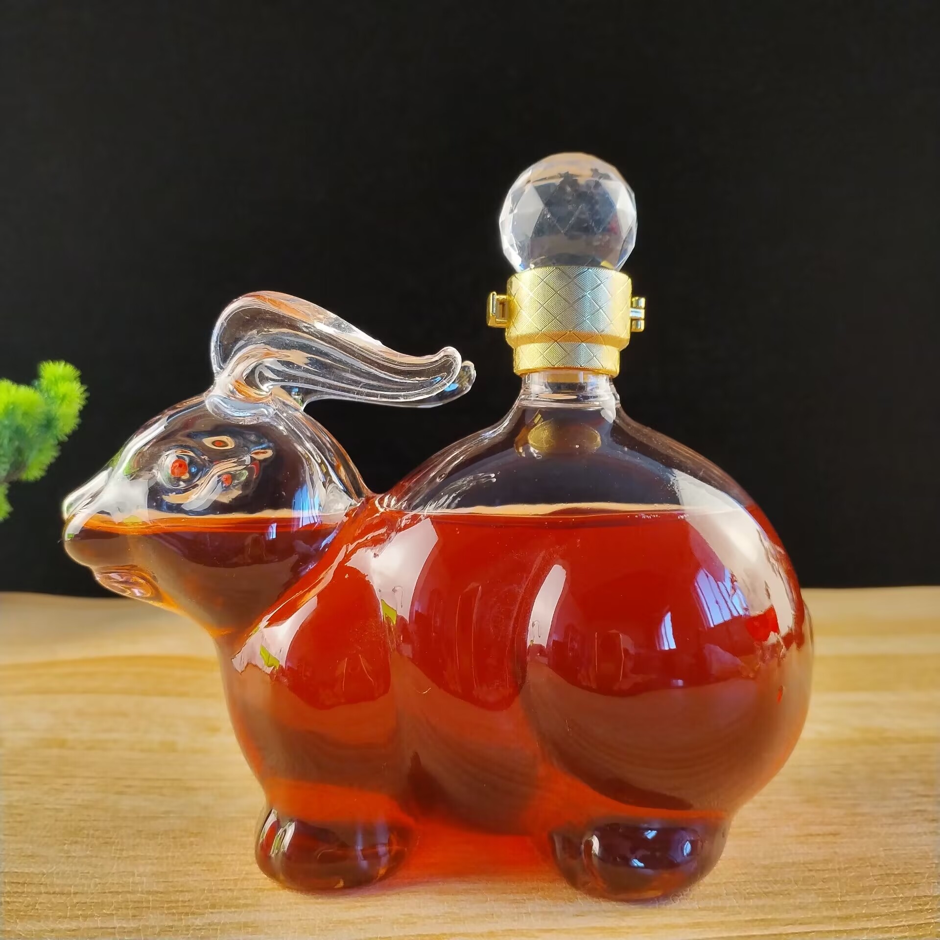 兔子泡酒瓶创意生肖动物酒瓶：家中的艺术品，品味生活的精致✨