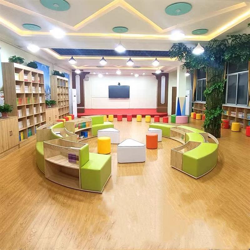 图书馆弧形组合实木书柜：幼儿园早教新宠，创意多功能书架引领潮流！