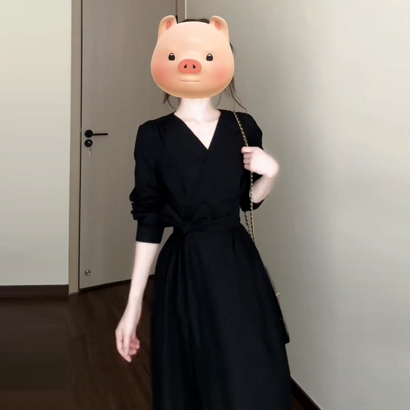 为什么高端连衣裙价格如此昂贵？