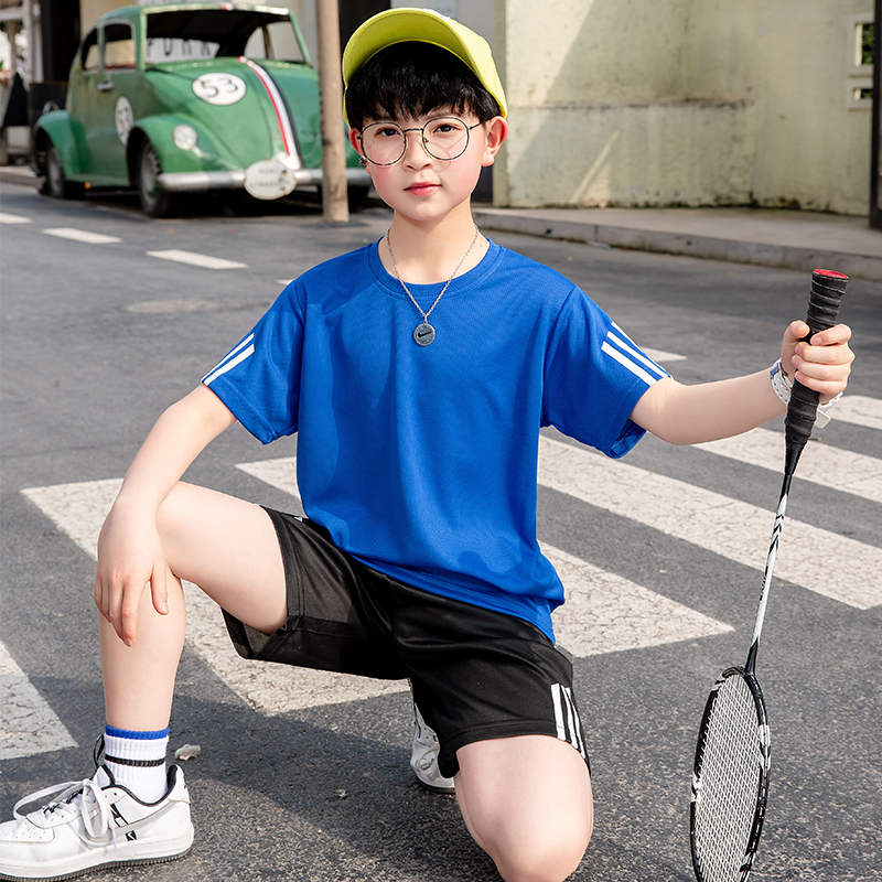 男童速干运动套装，夏日运动必备神器，让孩子动起来！‍♂️