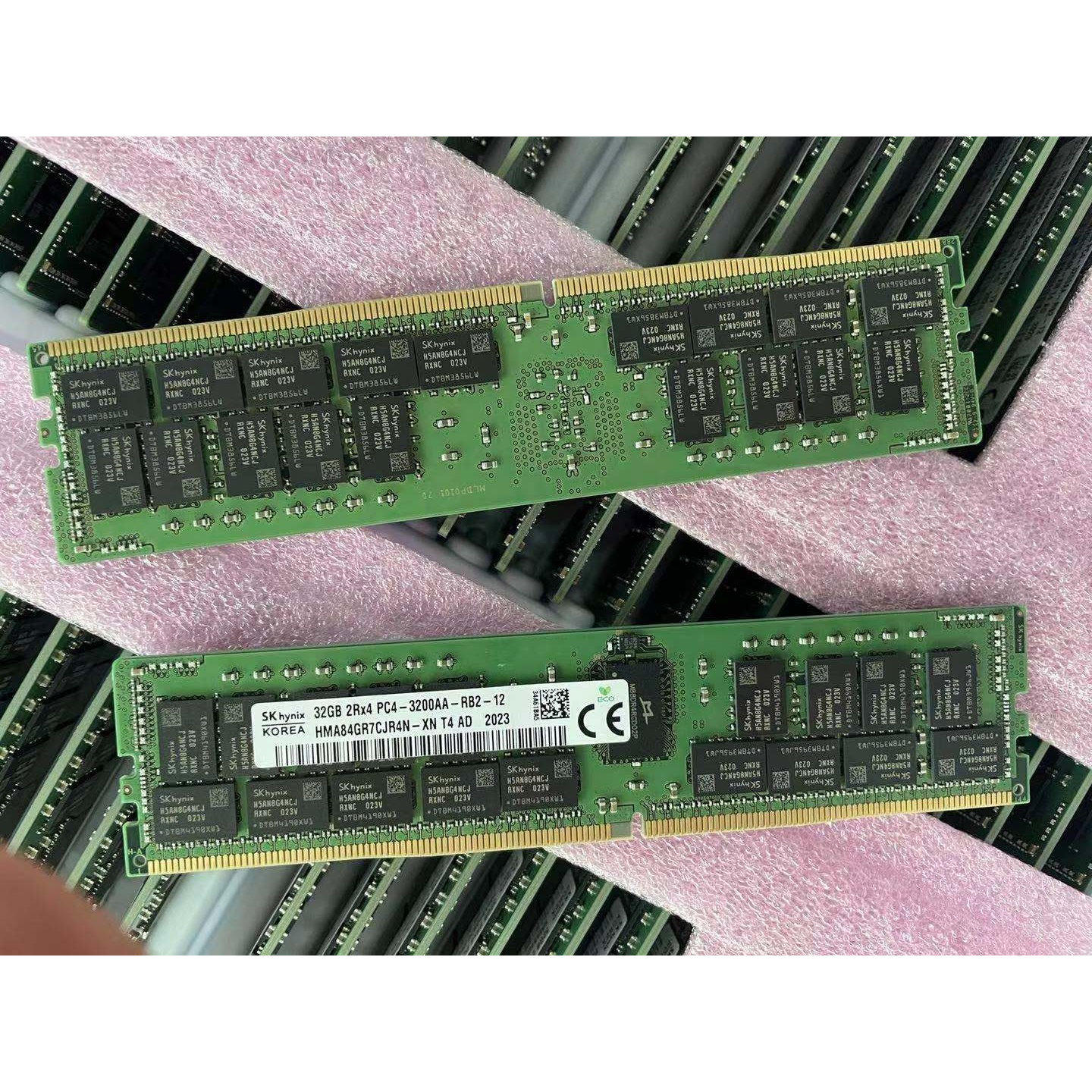 如何选择适合的SK64G DDR42666 ECC REG服务器内存？