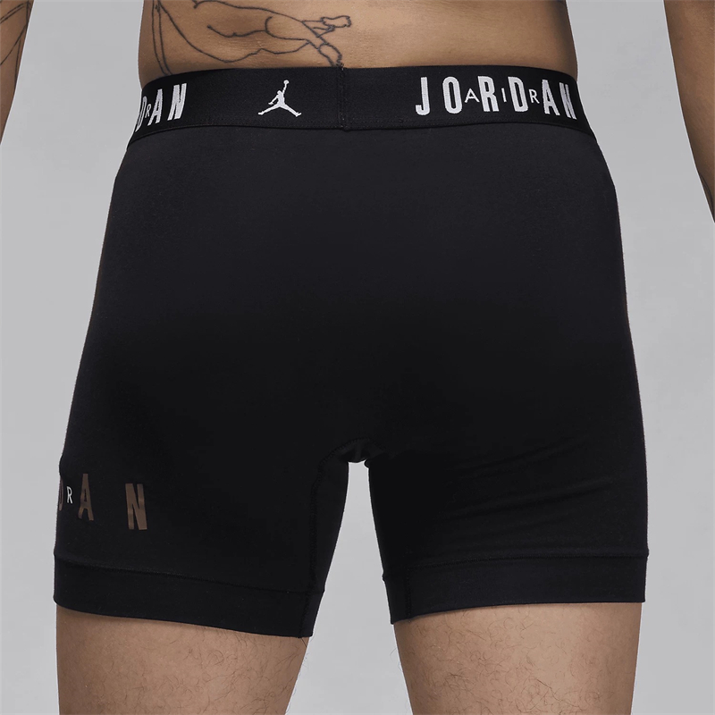 Air Jordan男子运动内裤：舒适与潮流的完美结合，穿出你的运动范儿！