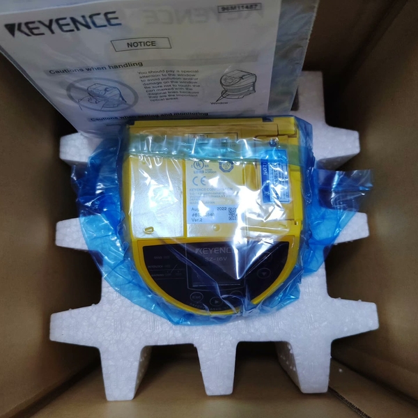 基恩士XG-X2800视觉传感器：工业检测新利器，精准高效，不容错过！