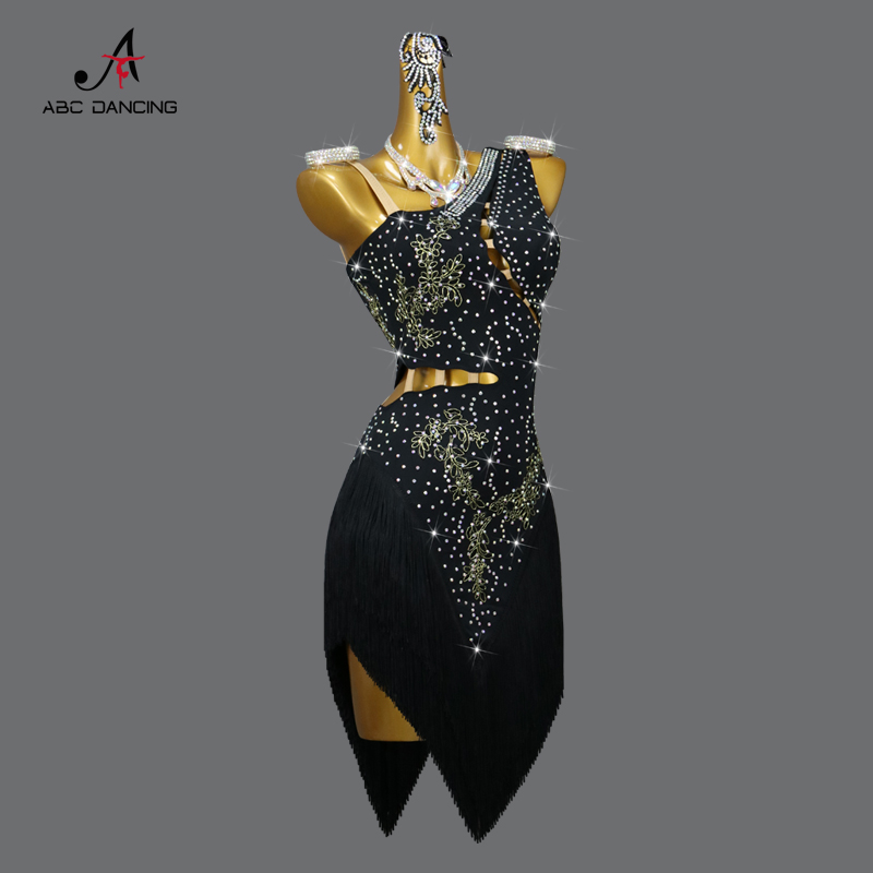 14岁拉丁舞比赛必入！新款黑色拉丁舞专业花服，舞动全场的秘诀