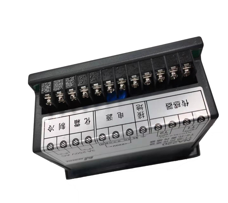 新亚洲NA220温控器：智能制冷化霜，守护你的低温生活！❄️