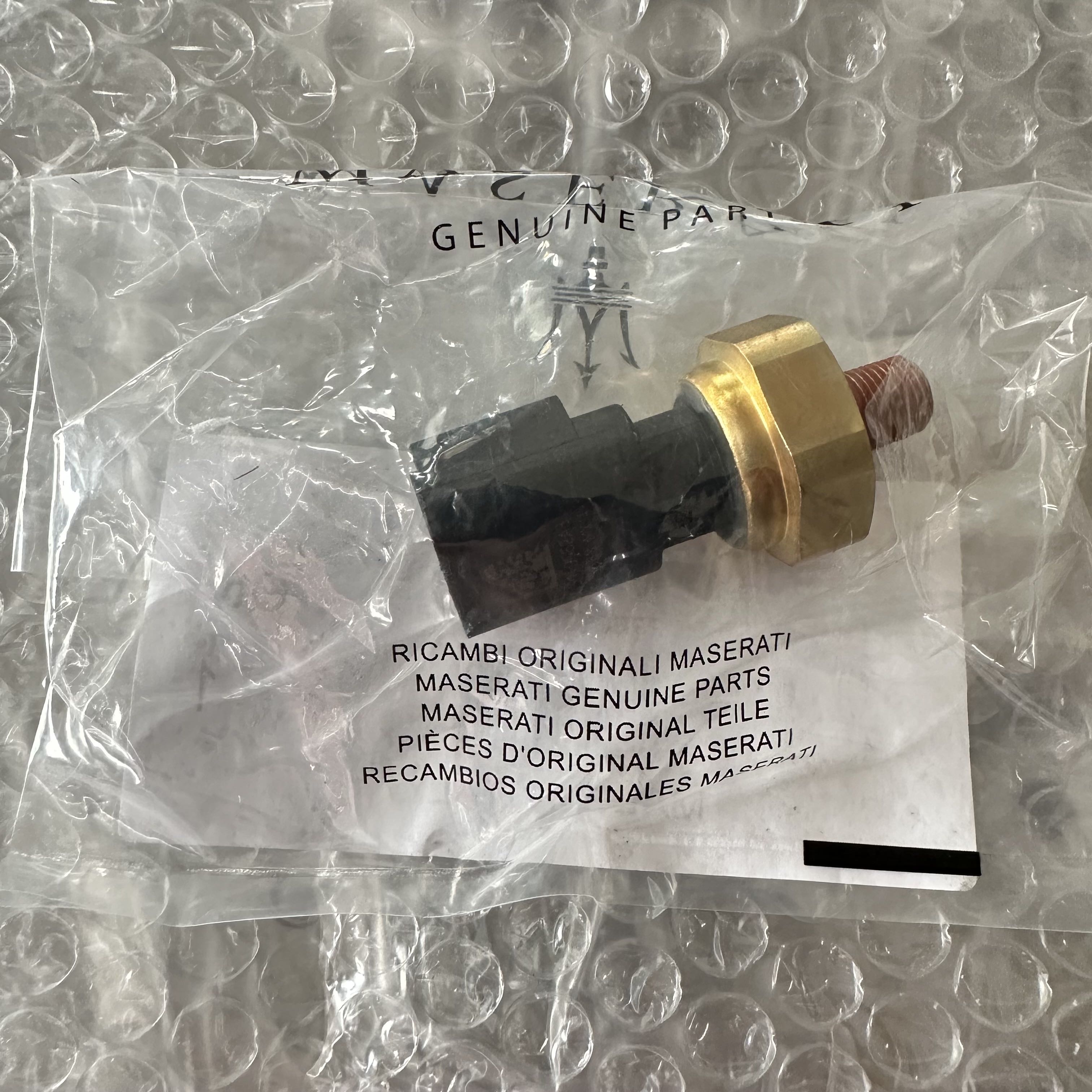 适配玛莎拉蒂Ghibli机油压力传感器，总裁级保养，莱万特感应塞升级指南！