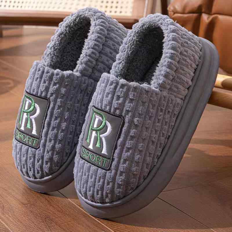 2026年男士大码冬季保暖防水棉拖鞋如何选？