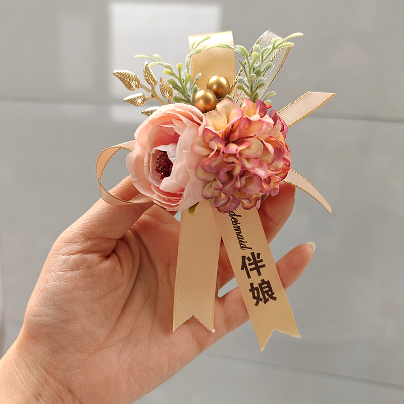 复古红新娘手腕花新郎胸花结婚襟花：打造梦幻婚礼的完美配饰✨