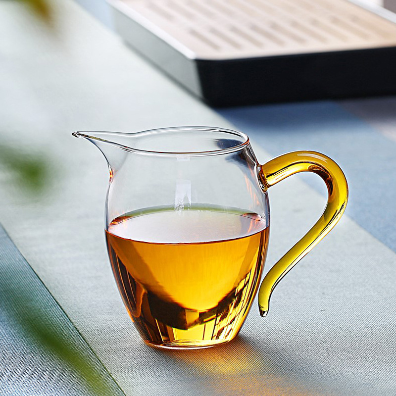 透明耐热玻璃公道杯：功夫茶必备神器，选对才不踩雷！
