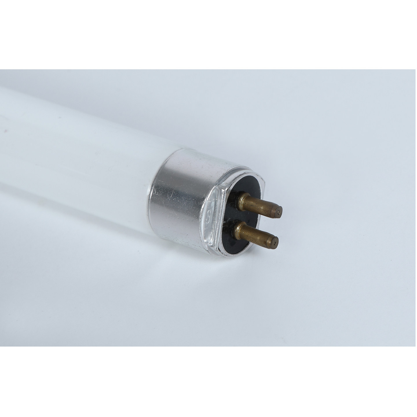 如何选择适合的爬宠UVB灯管来补钙补光？