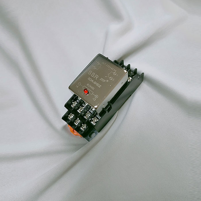 全新原装正品621D012 5A 621D024 5A 8脚双刀双掷继电器：电子爱好者的必备神器！