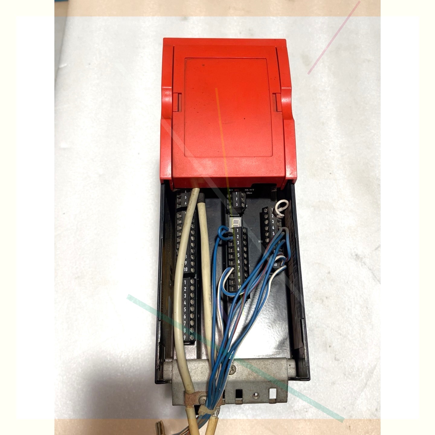 SEW变频器MDF60A0030-5A3-4-00：工业界的性能王者，原装正品现货包邮！