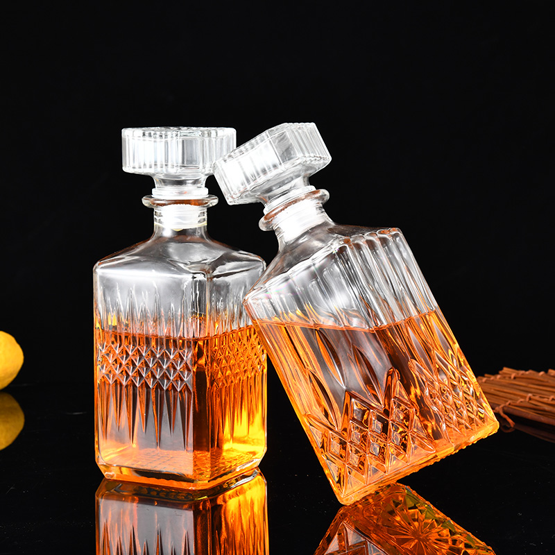 玻璃酒瓶：开启自制美酒之旅，高端泡酒瓶子，让每一滴都值得珍藏✨